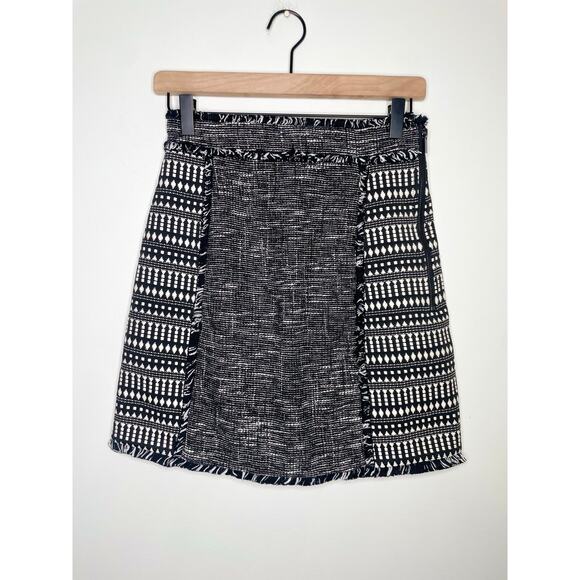 French Connection Tweed Pencil Skirt Size 2 Fringe Pixel Mix Business Casual - Picture 3 of 10
